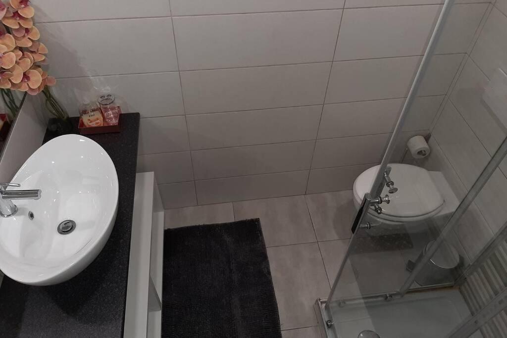 Ria Center Apartment - Left فارو المظهر الخارجي الصورة