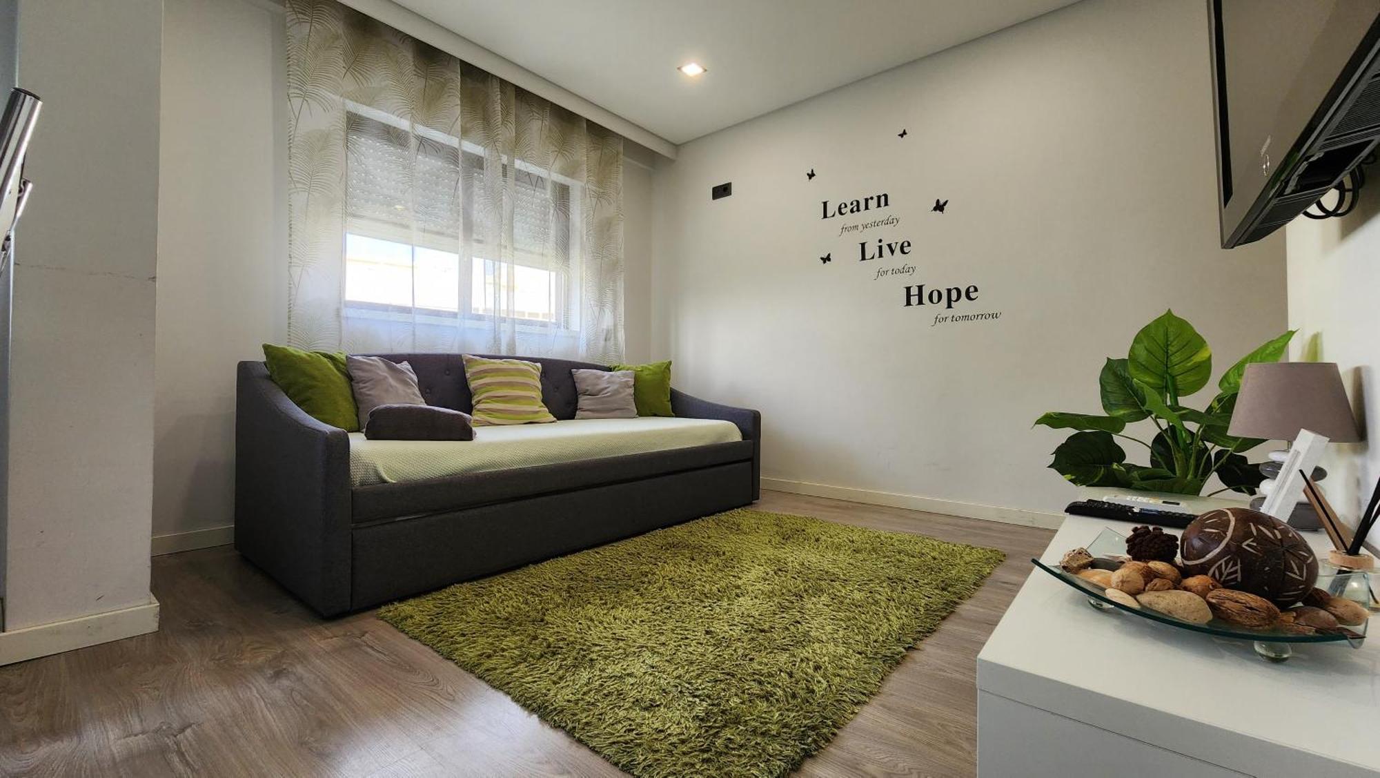 Ria Center Apartment - Left فارو المظهر الخارجي الصورة
