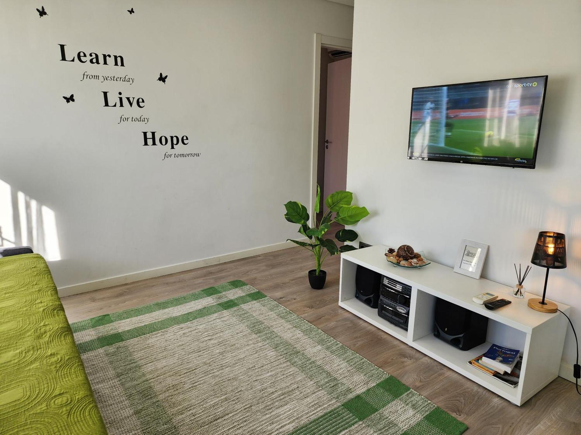 Ria Center Apartment - Left فارو المظهر الخارجي الصورة